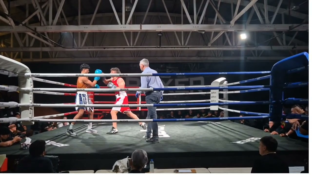 Victor Singh (Blue) vs. Bobby Katene (Red)
