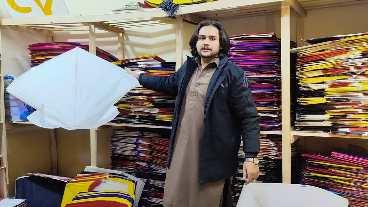 Sialkot ki basant ka liya customer packing in shezy kite shop kpk yakatoot biggest kite bazar