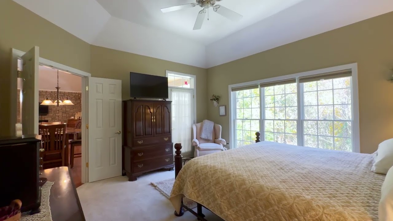 344 Emerald Hill Rd, Russell Springs, KY 42642