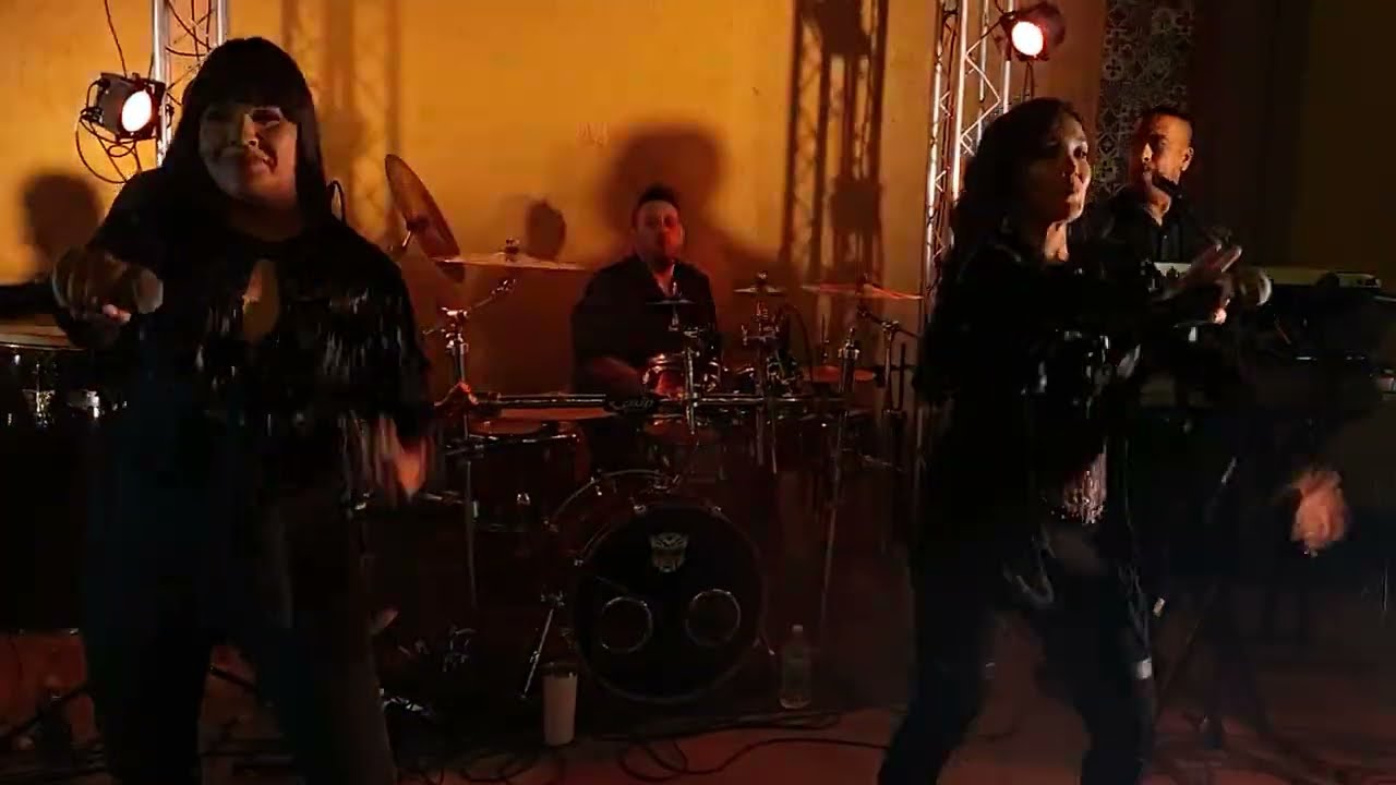 Mix cumbias EVOLUSHOW