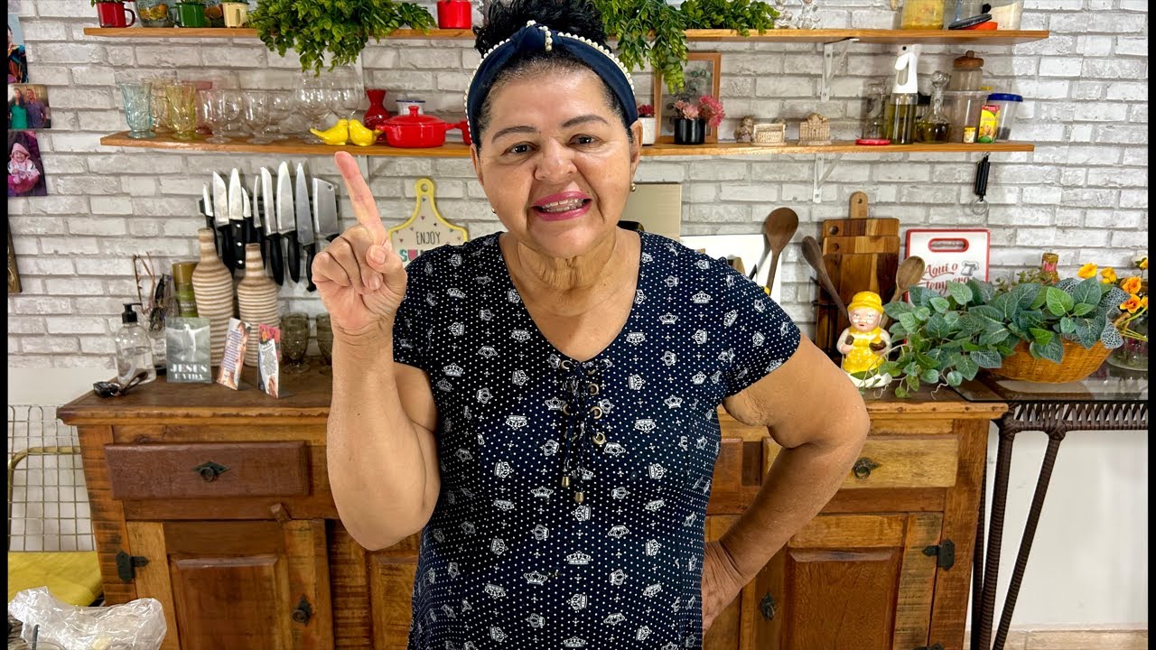 PASTELZINHO COM MASSA QUE SÓ VAI 2 INGREDIENTES!! 🍲🍛🥘❤️