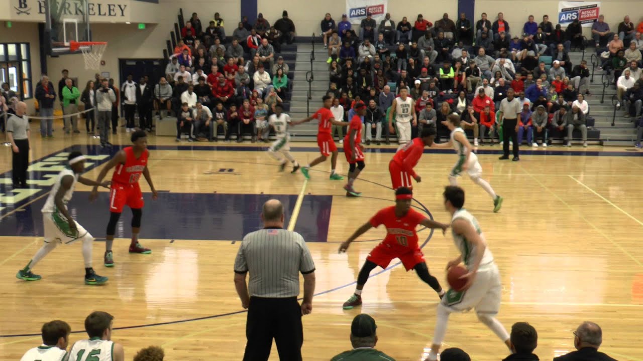 Oldsmar Christian vs  Tampa Catholic at the 2016 National Hoops Fest