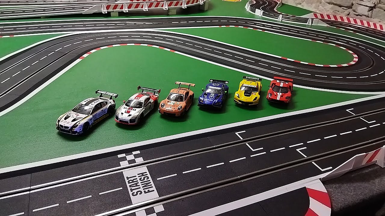 Carrera digital 132 /modified track/ 6 cars on the track!