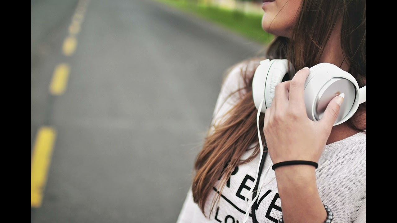 Погрузитесь в музыку: идеальная песня, чтобы отвлечься от реальности - Одену я наушники