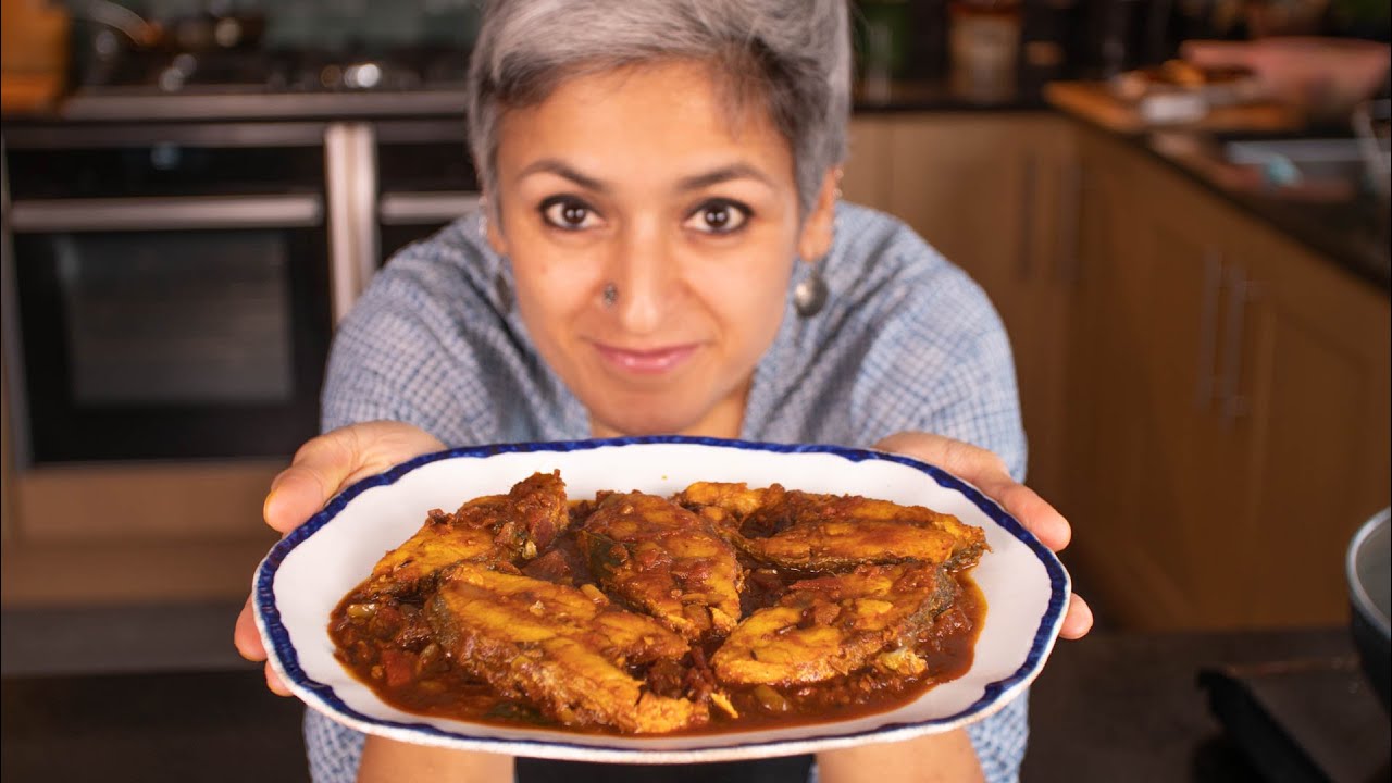 Delicious Fish Curry Recipe | Food with Chetna