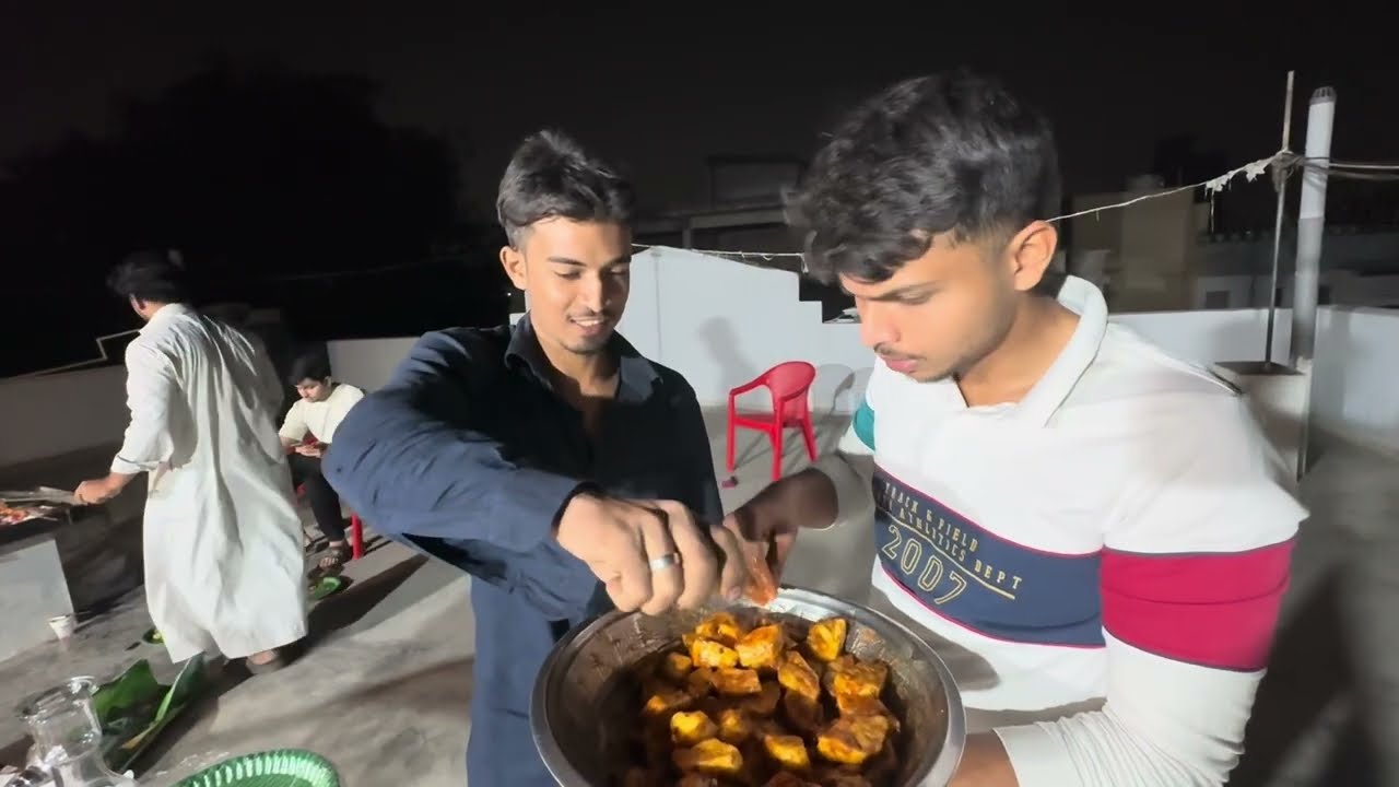 Go and enjoy with your friends like this #BBQTime#FriendsForever #youtubevideo #ViralVideo #youtube 