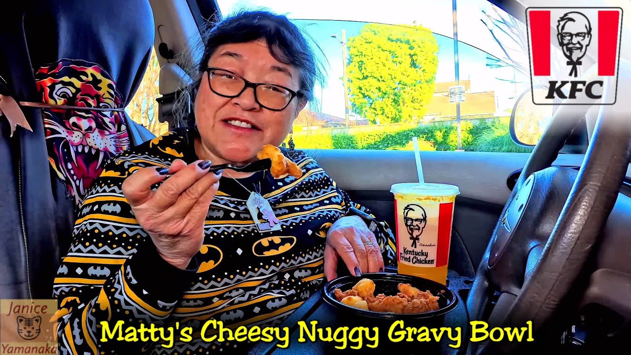 Matty's Cheesy Nuggy Gravy Bowl w/ Mtn Dew Sweet Lightning Peaches & Cream Soda at KFC