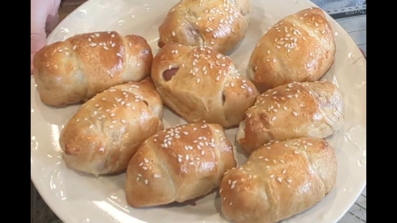 Cheesy Franks In A Blanket