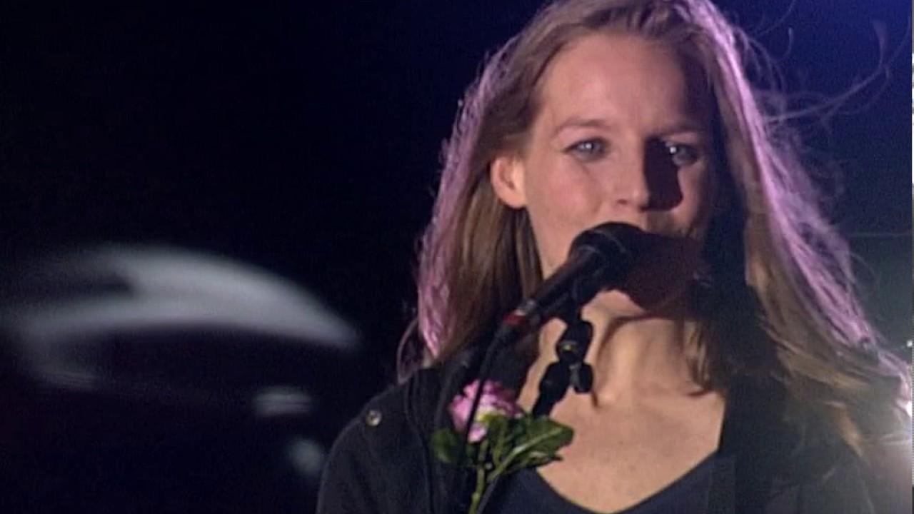 Wir sind Helden - Guten Tag (Die Reklamation) live Rock am Ring 2005