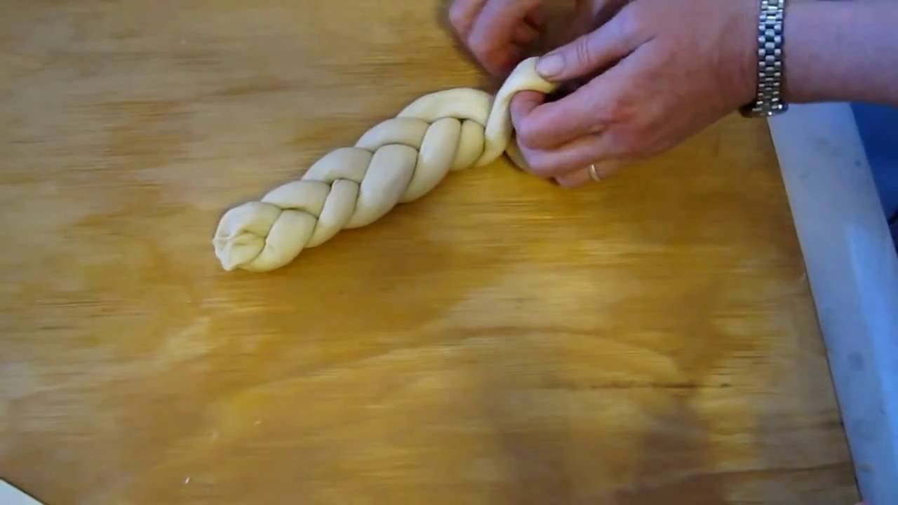 Treccia di pane