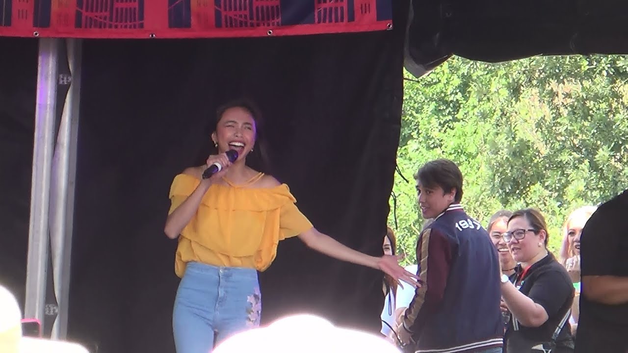 "MayMay" Entrata at the 'Barrio Fiesta Sa London 2018' (Original Footage)