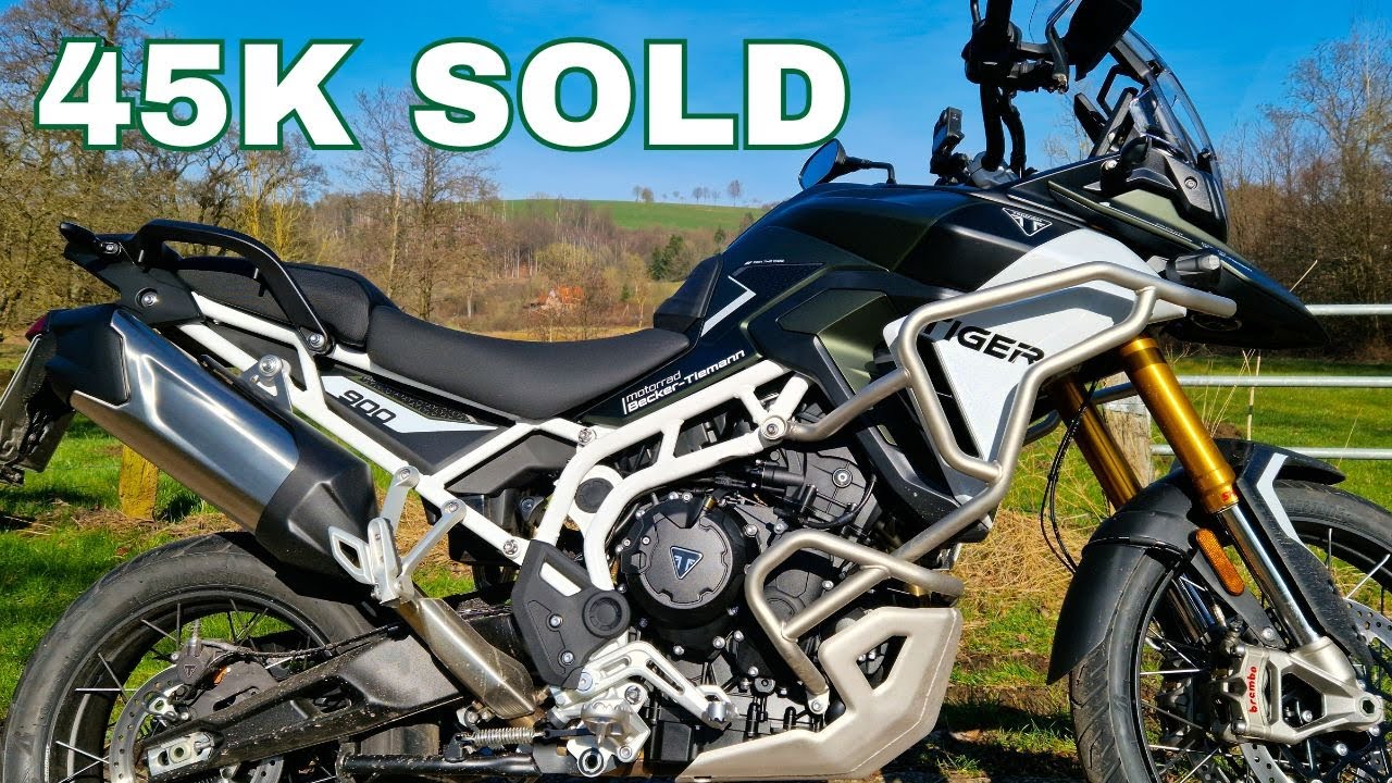 Triumph Tiger 900 Rally Pro 2024 года — один из самых продаваемых мотоциклов среднего веса