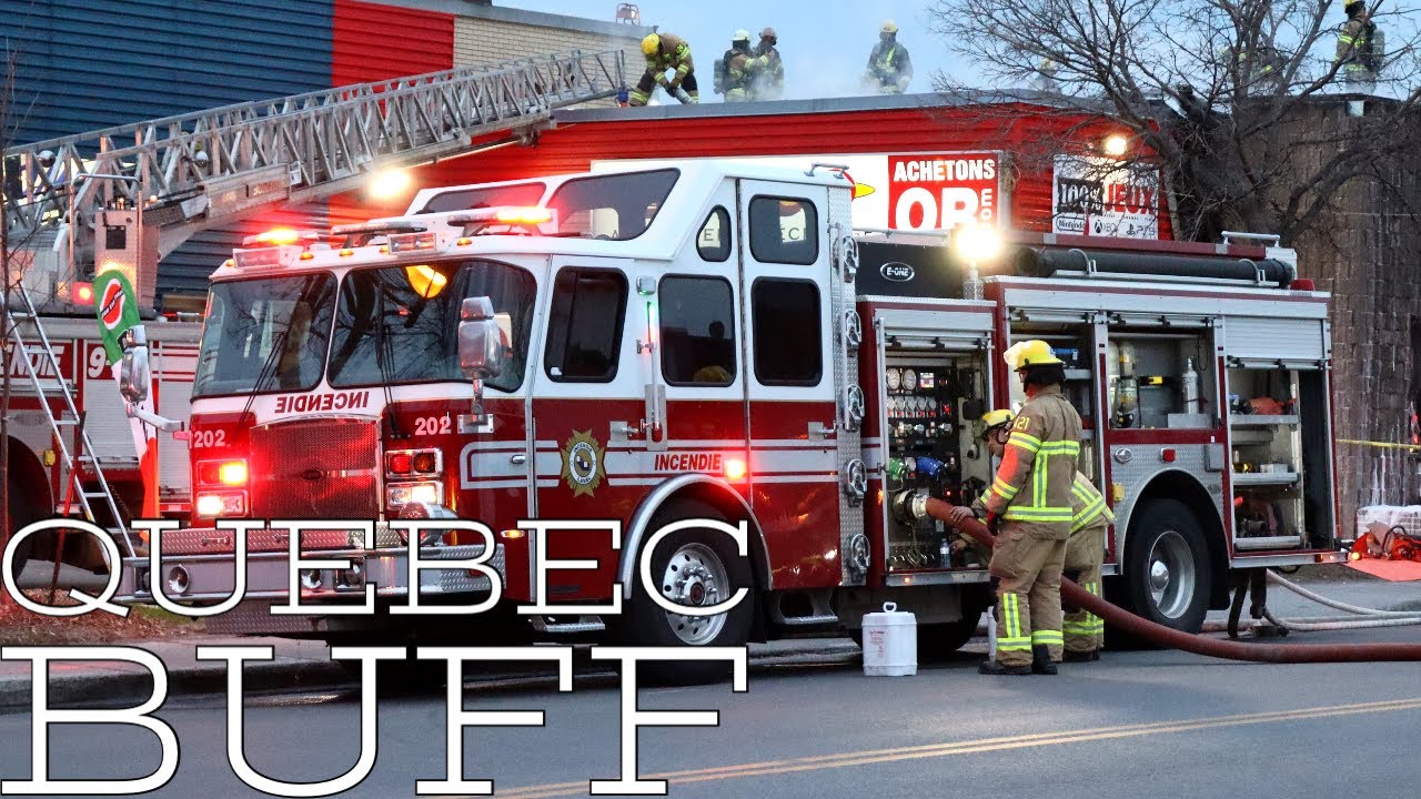 *FOURTH ALARM* Laval Fire Department (SSIL) Firefighters on scene of a 10-14 fire in Chomedey.