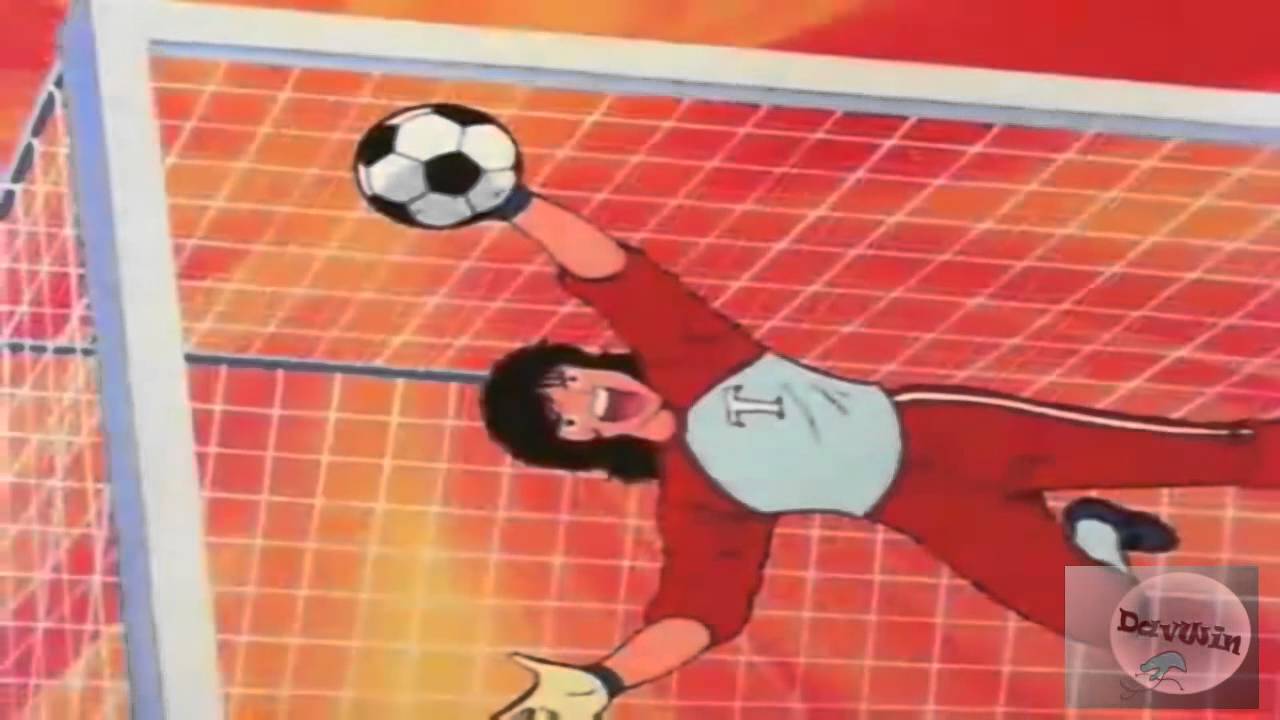 Oliver Atom mete a la porteria a Richard Tex Tex (Tiro con efecto)