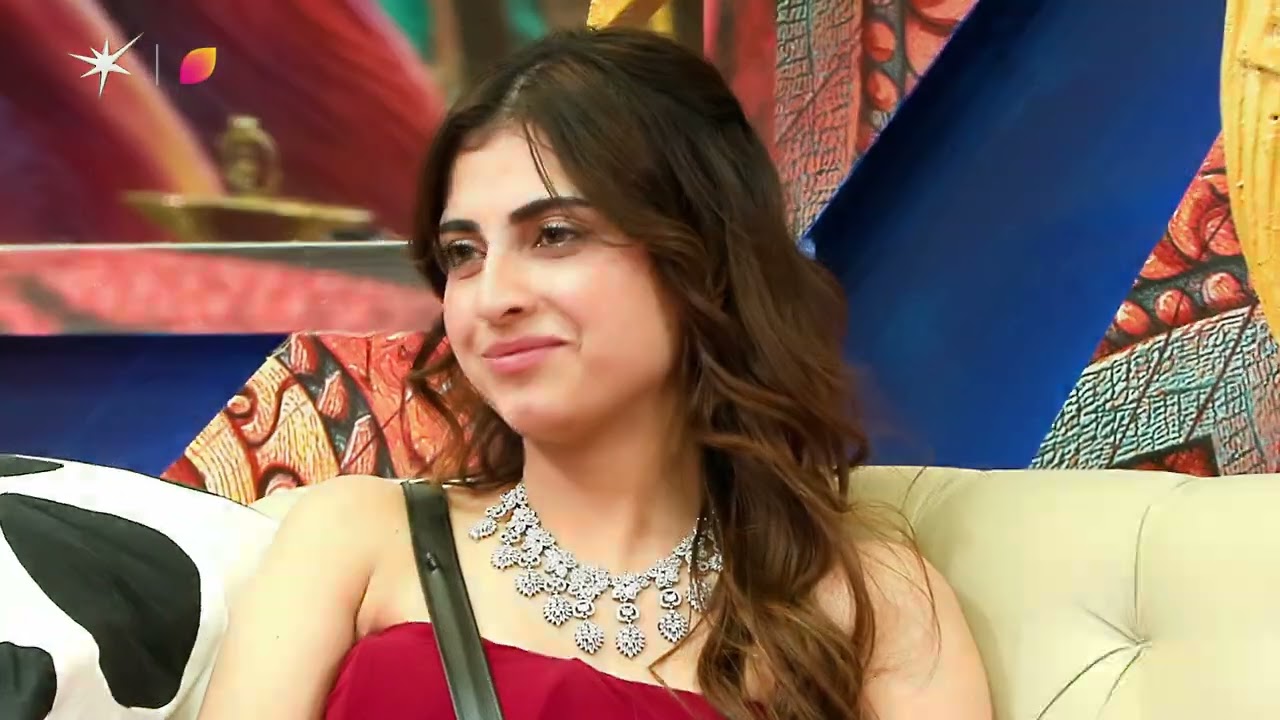 Farhana Tears Neelam's Letter | Bigg Boss 19 | Now Streaming | JioHotstar