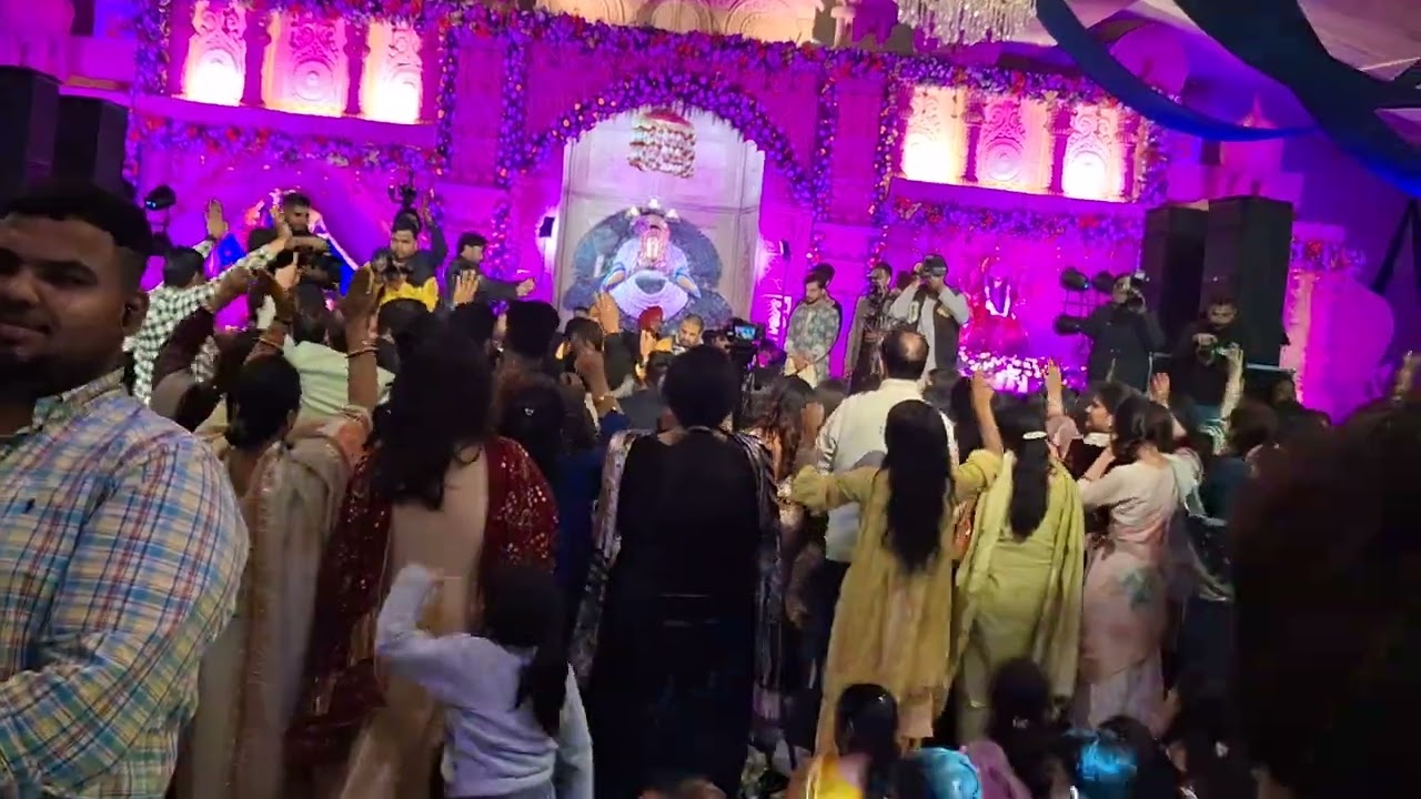 Chitra vichitra Maharaj live Kirtana #jaishreeshyam subscribe  