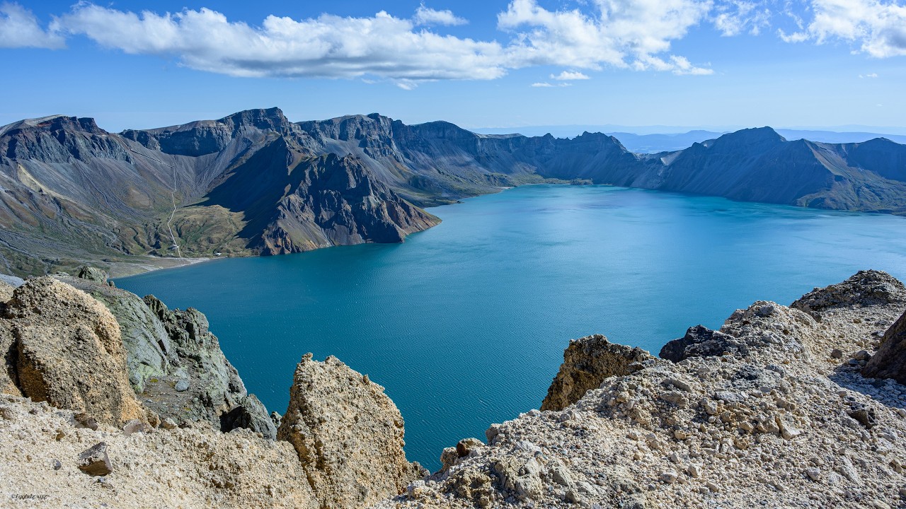[Road Trip on China's G331][03] Changbai Mountain: Above Heaven Lake, Beneath the Waterfall