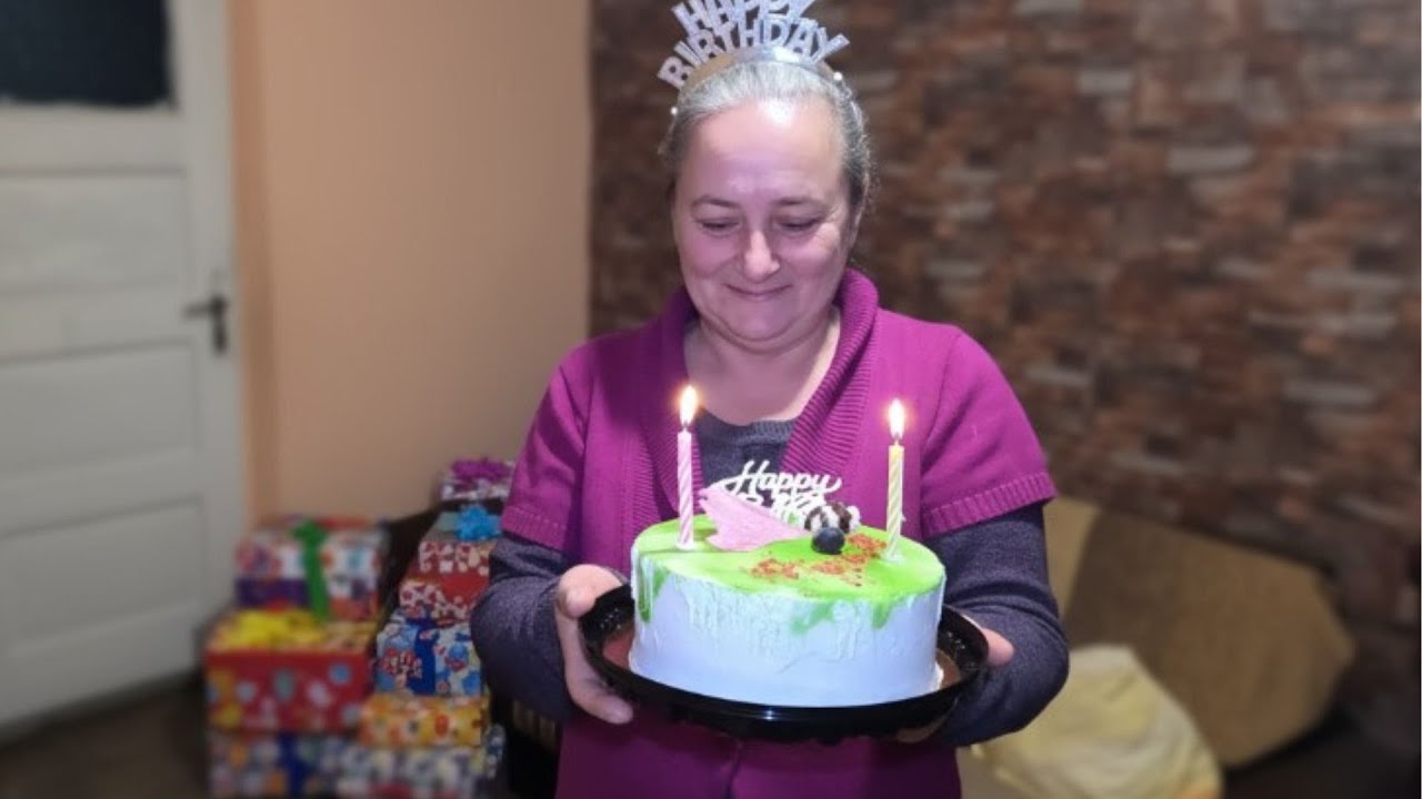 🇷🇴 LE HACEMOS UNA SORPRESA A MAMÁ POR SU CUMPLEAÑOS 🎉 🇷🇴