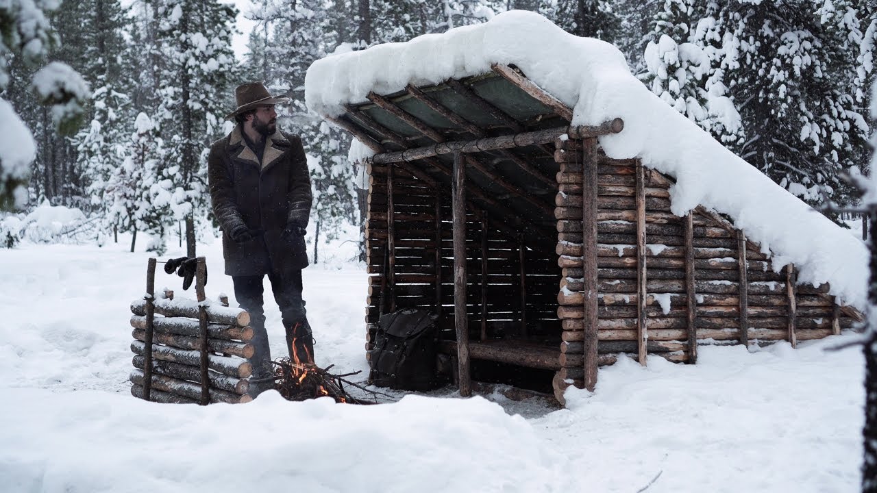 Winter Bushcraft - First Fire at Camp - Firepit & Heat Reflector | Entry 6 - Building Camp Deadhorse