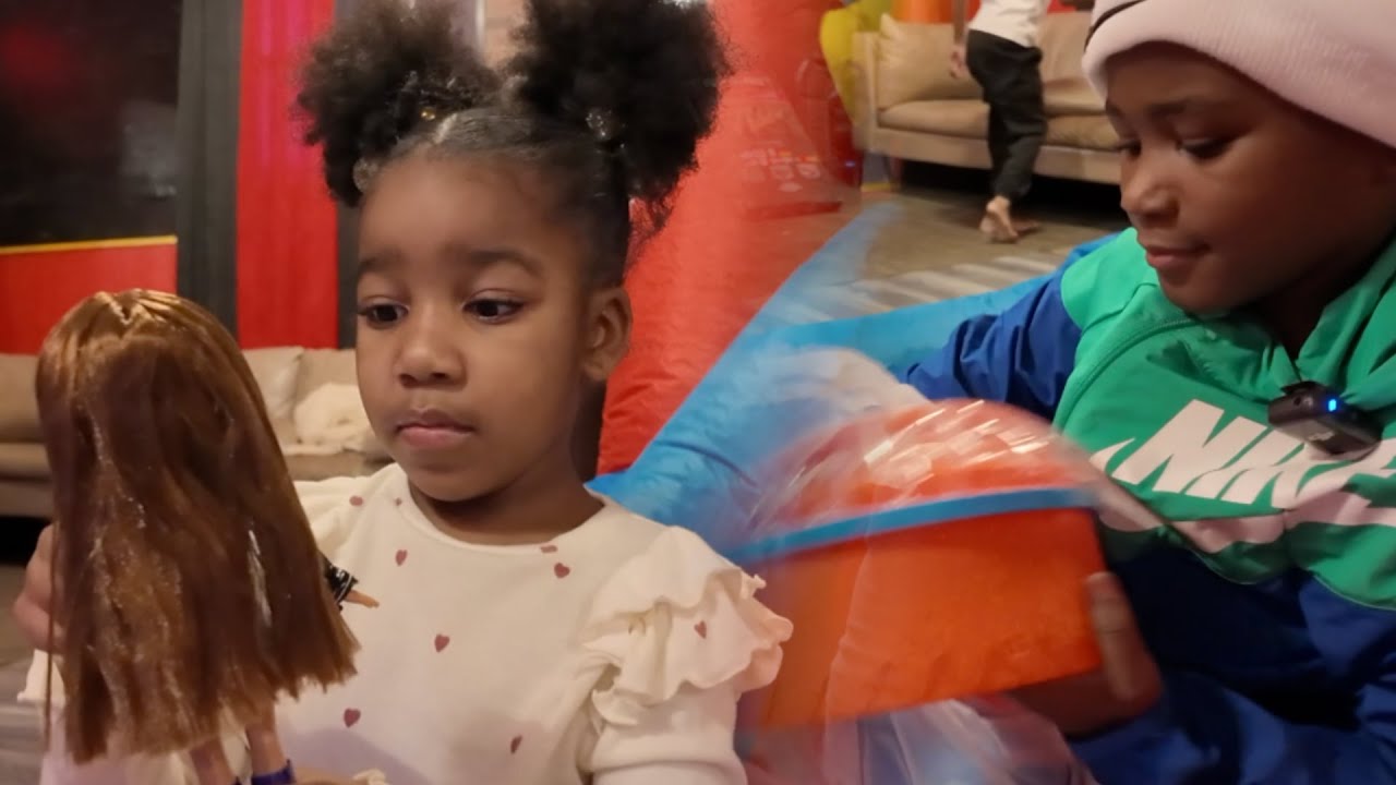 'All about the kids': Buffalo motorcycle club makes sure that kids have a Christmas gift to open