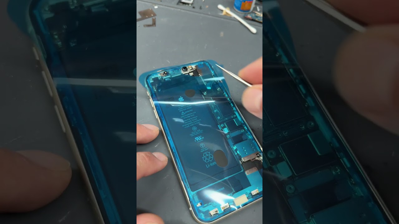 The old reliable iPhone 11 screen replacement 🥹 #idoctoruk #smartphone #repair #fix