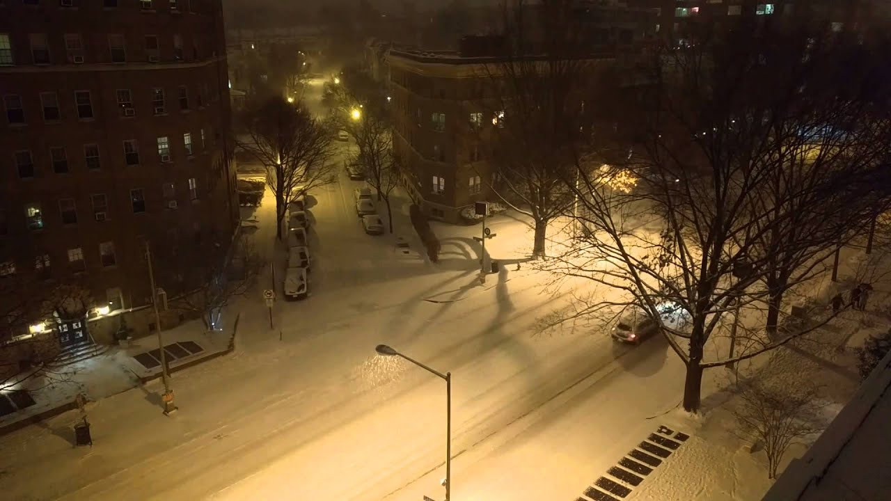 Snowzilla Storms D.C. - The Beginning (time-lapse video)
