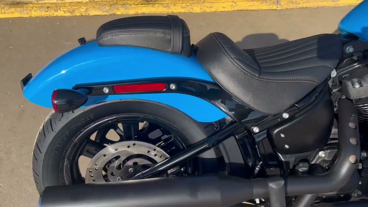 2022 Harley-Davidson Street Bob 114 in Fastback Blue!