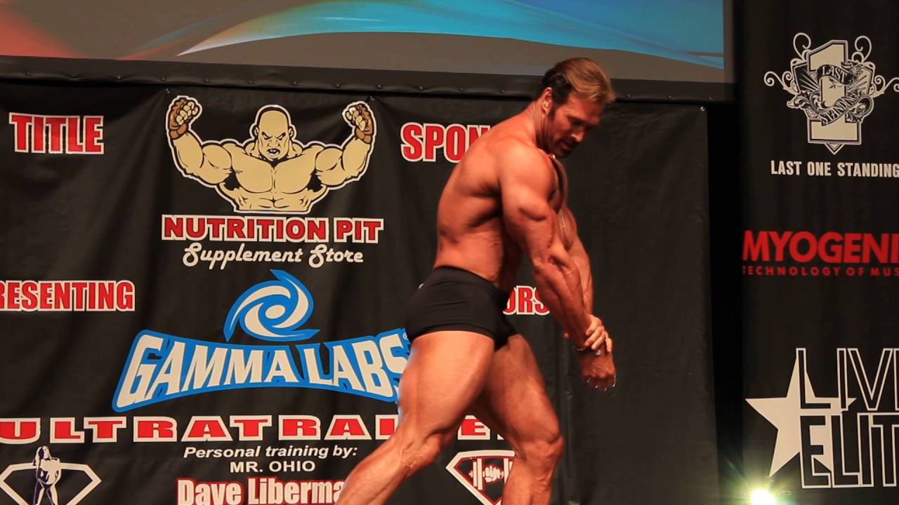 Mike'O Hearn Guest Posing at the 2016 NPC Natural Northern USA