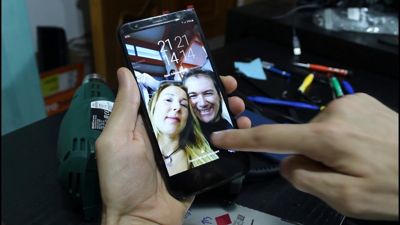 Riparare Display Samsung Galaxy J6 Plus 2018!