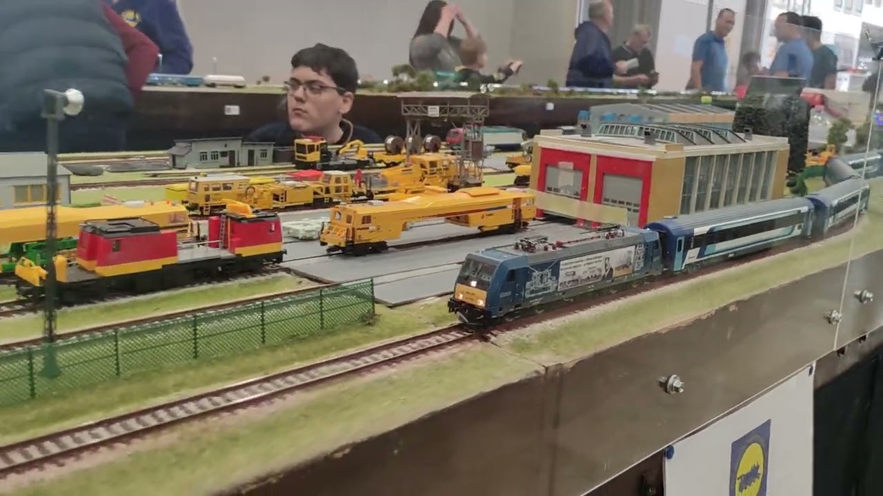 Tizedik vasútmodell kiállítás Szolnoki Aba Novák Agorában. 2024 03.15.