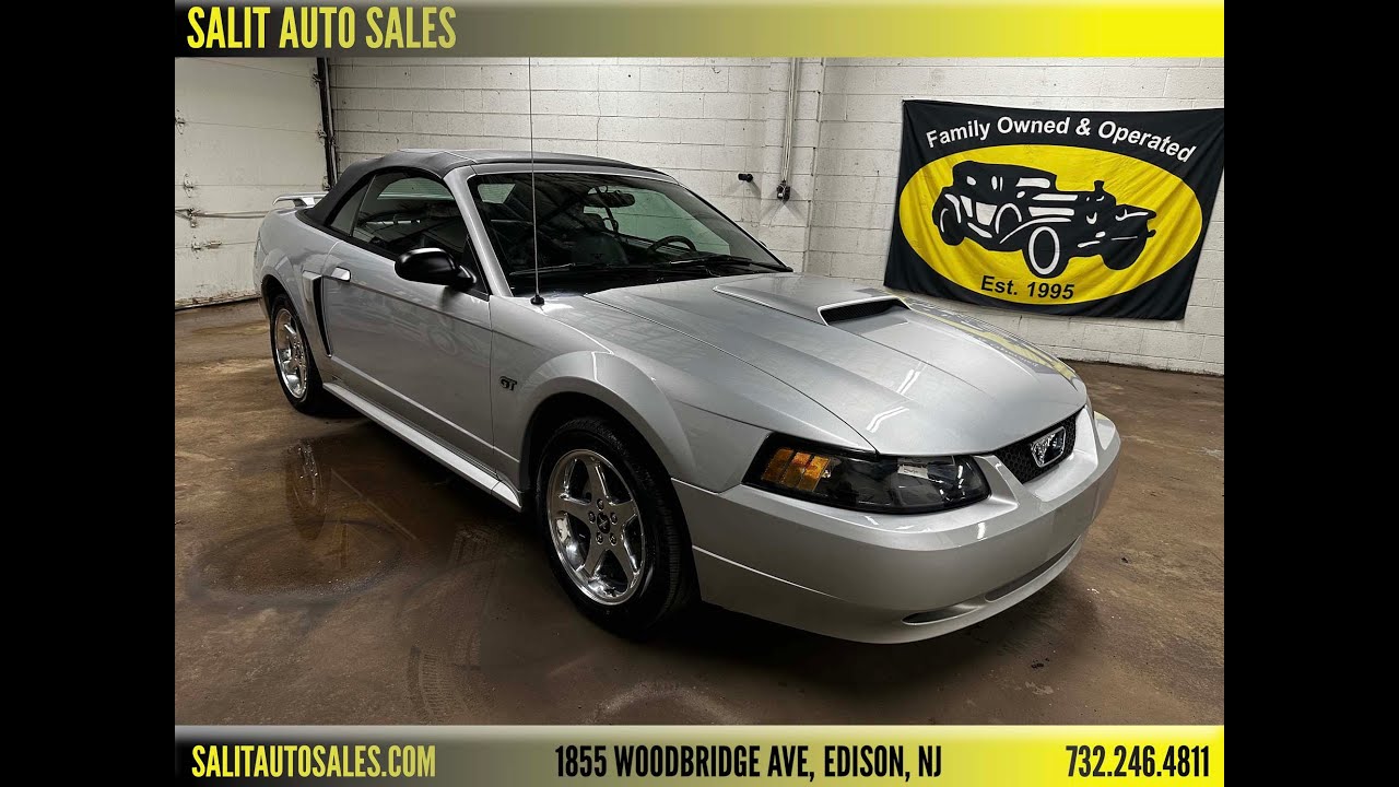 Low Mileage   Only 6,000 miles   2003 Ford Mustang GT convertible