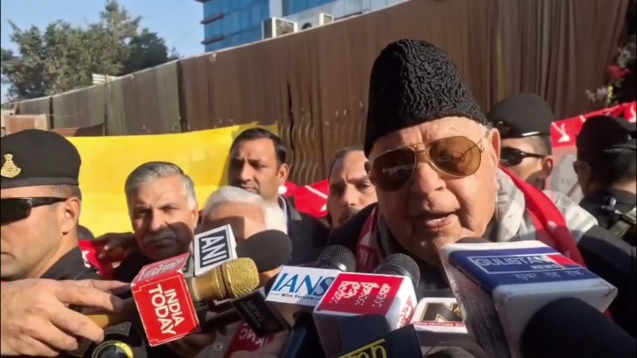 #breakingnews Dr Farooq Abdullah Lashes Out on Mehbooba Mufti