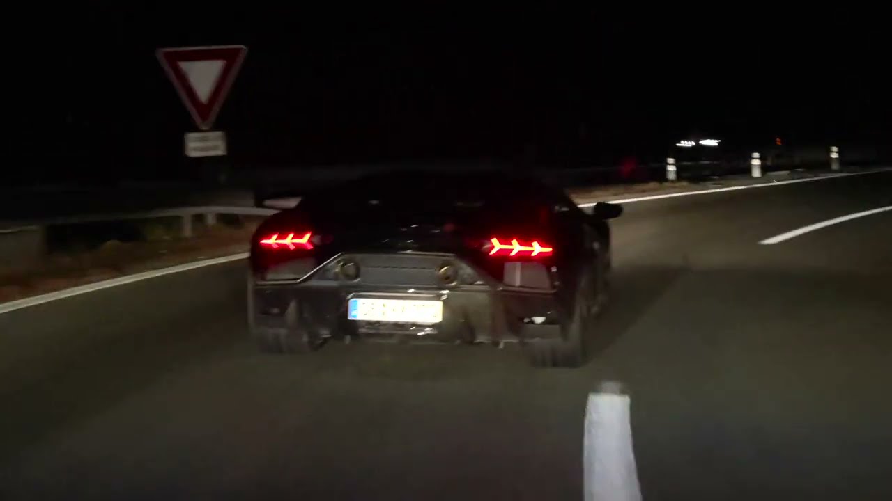 AUTOBAHN NIGHT RUN | LAMBORGHINI AVENTADOR SVJ THE SATIN CREW™!