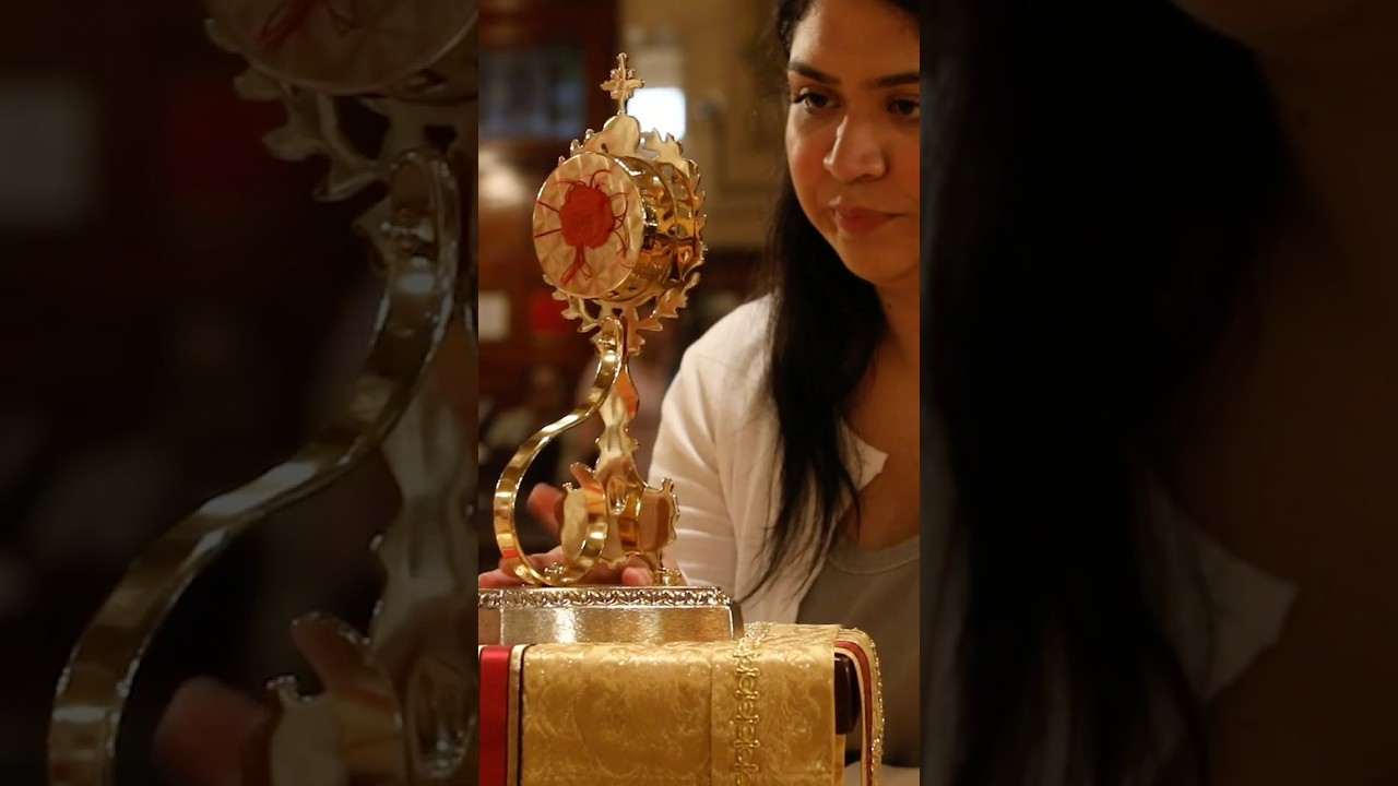 Archbishop from Assisi brings Carlo Acutis Relic to Chicago