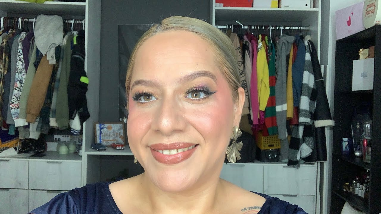 Maquillaje con la canasta mensual de Enero_AmorUs 💕 Sheglam_BeautyCreations