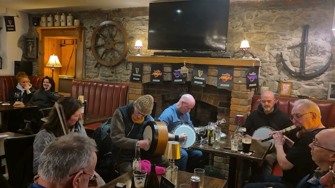 Irish music session, Macken's Bar, Newcastle - 20th February 2026.