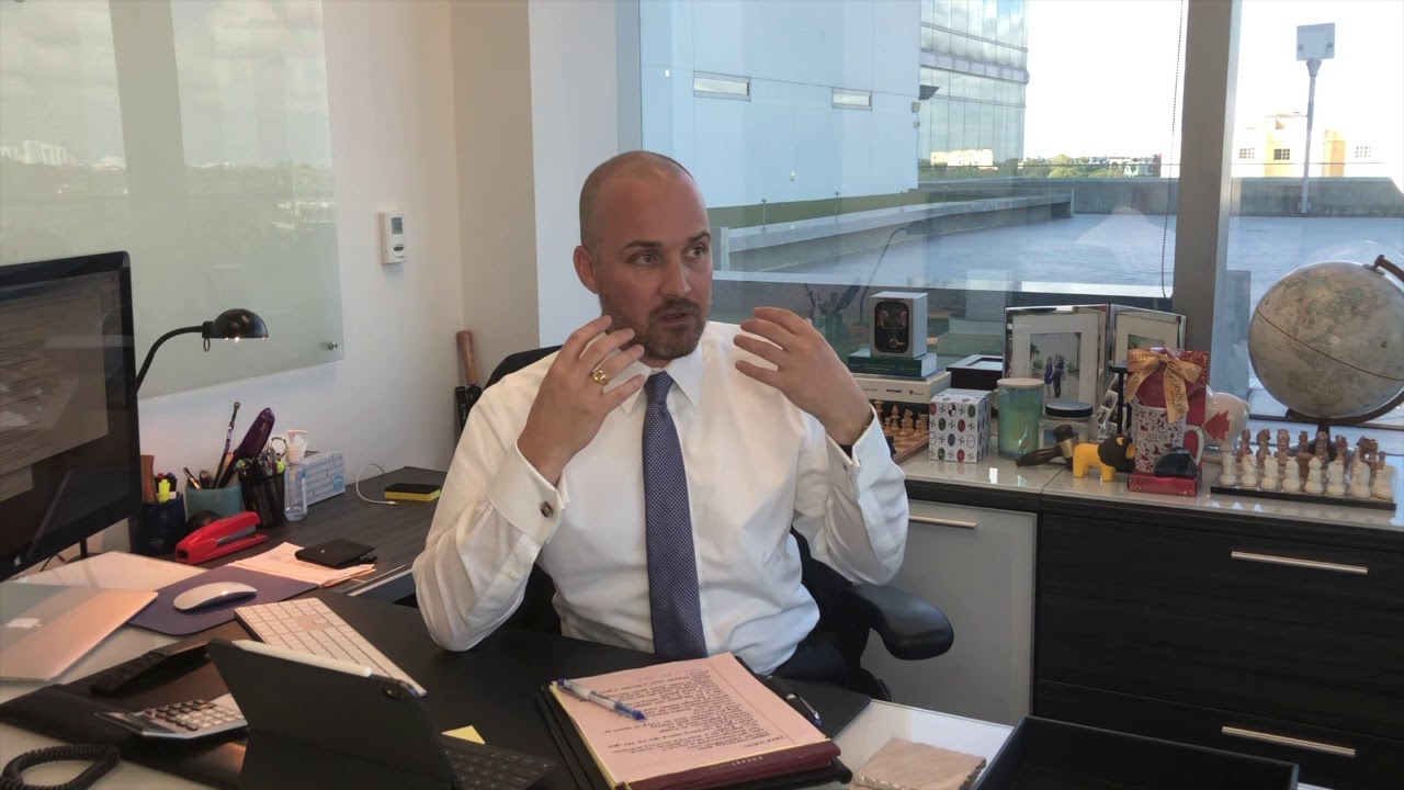 What is the Difference Between a Private Foundation and a Public Charity?