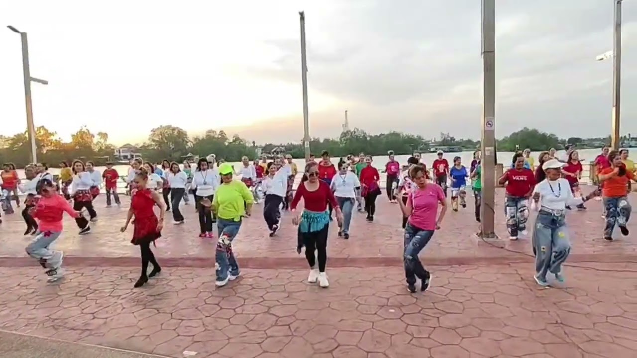 ไลน์แดนซ์สัมพันธ์ 4 จังหวัด ภูเก็ต กระบี่ ชุมพร สุราษฎร์ธานี ขอบคุณศิลปิน เอกชัยศรีวิชัย