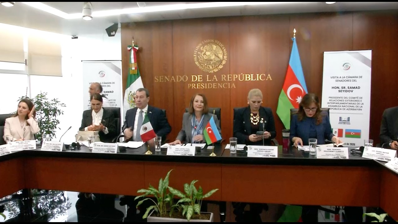 Visita al Senado de parlamentario de la Asamblea Nacional de la República de Azerbaiyán