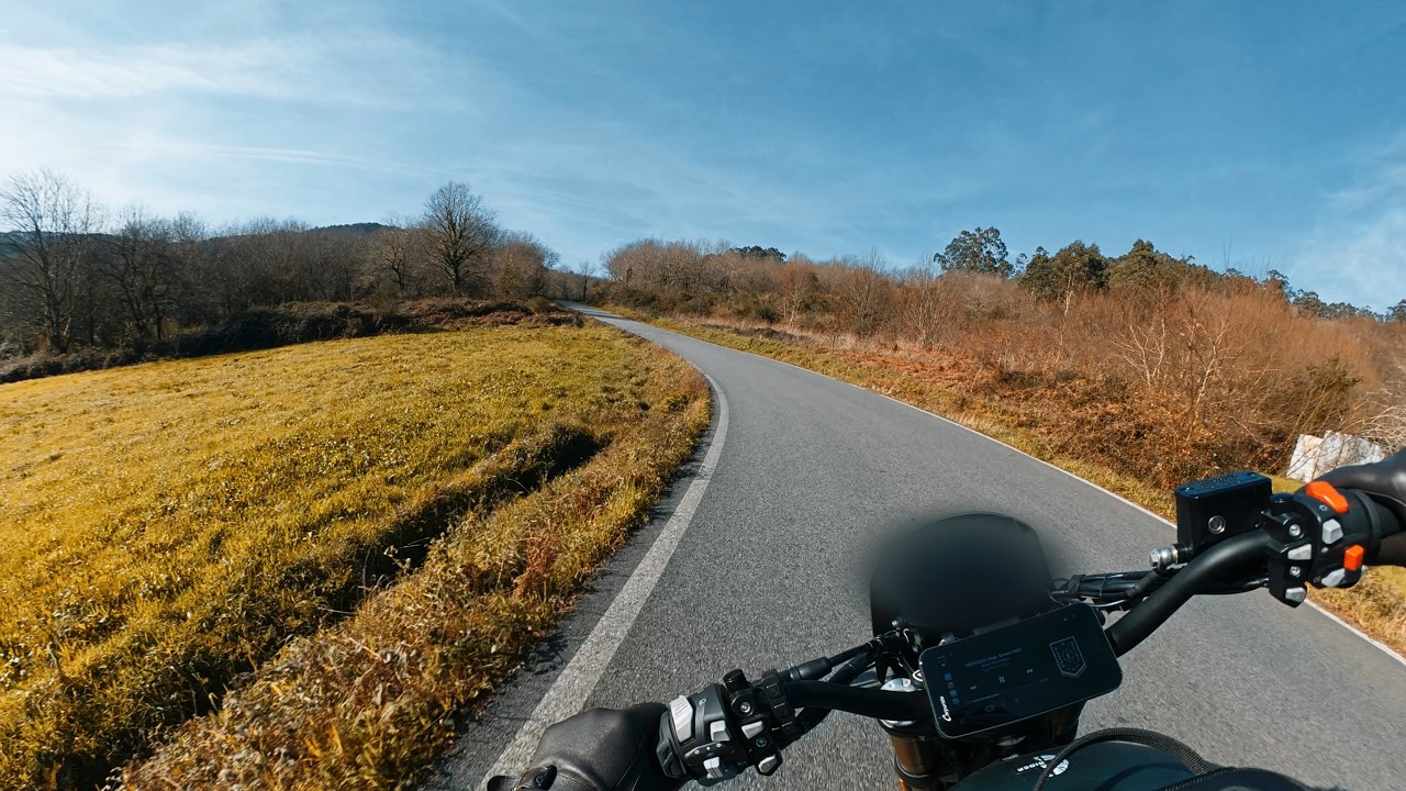 Volviendo a disfrutar de la moto. Sin comentarios.