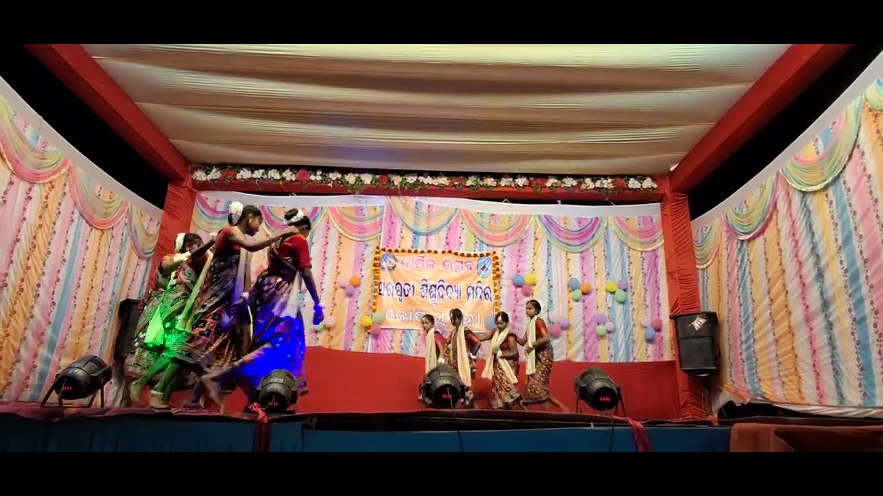 Dhemsa maru nana dance choreography by ghoogru guruma ssvm kosagumuda annual function  2025--26