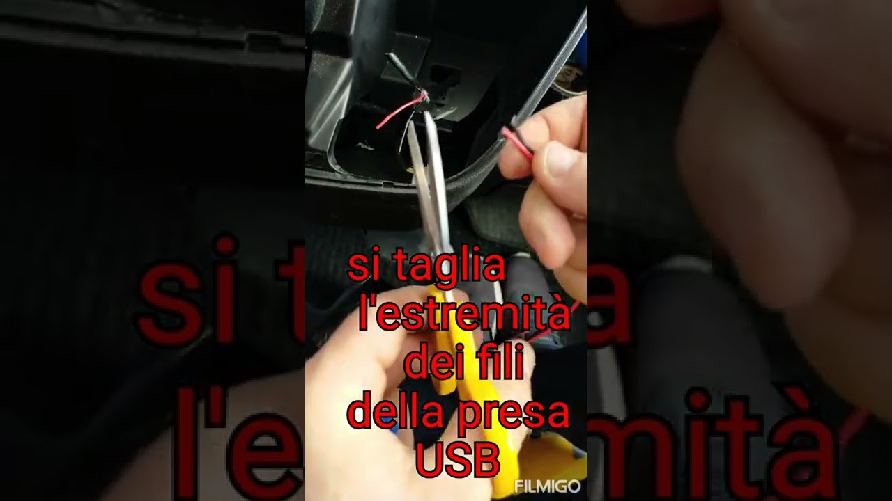 montaggio presa USB con misura del voltaggio batteria