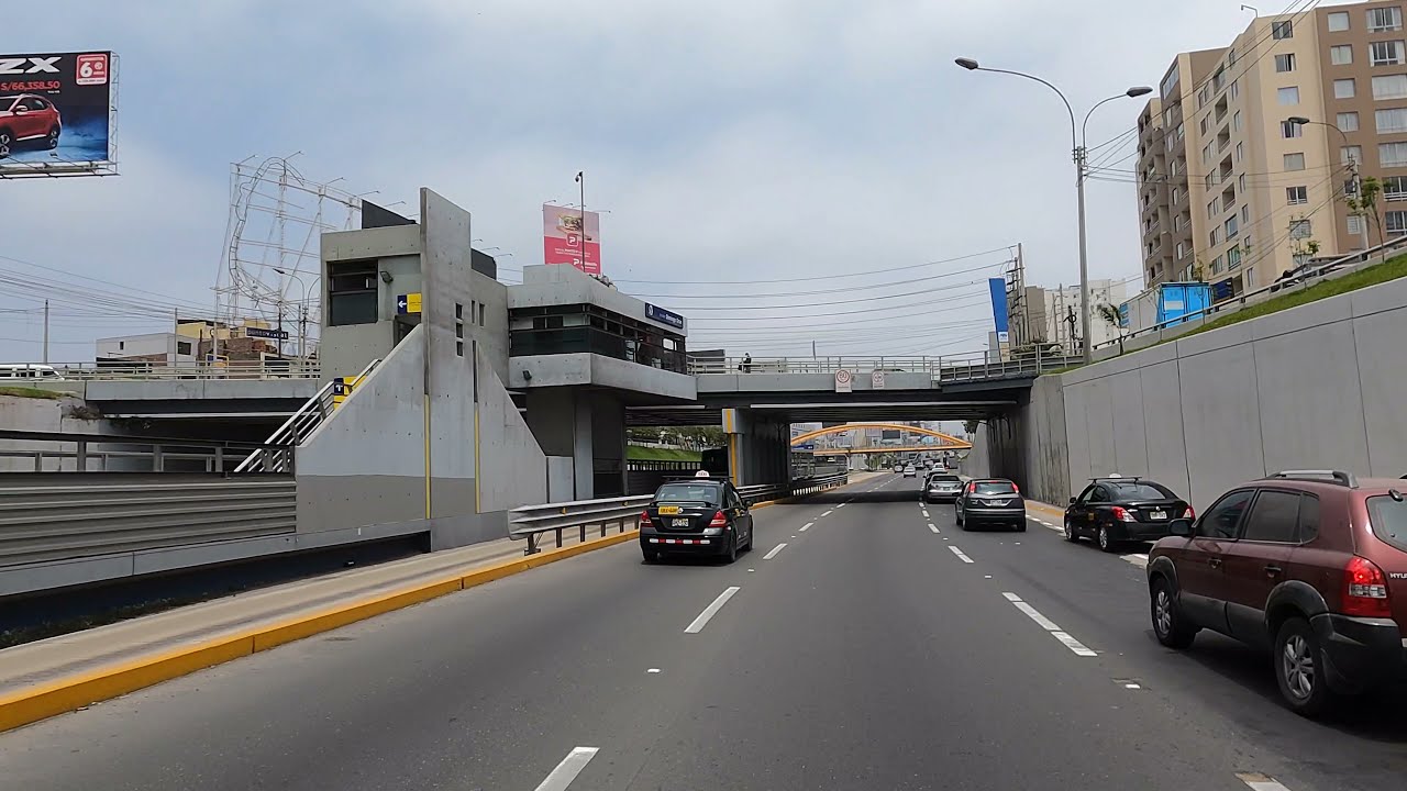 Lima Perú 4K: Vía Expresa Luis Fernán Bedoya Reyes en noviembre del 2021