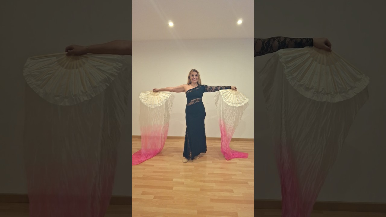 Danza oriental con fan veils