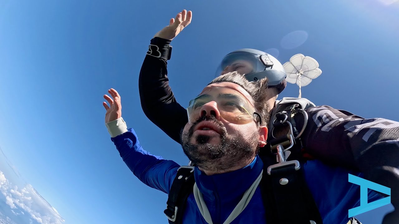 Saut en parachute &agrave; Ville de Qu&eacute;bec avec Atmosphair #decouvrirleciel