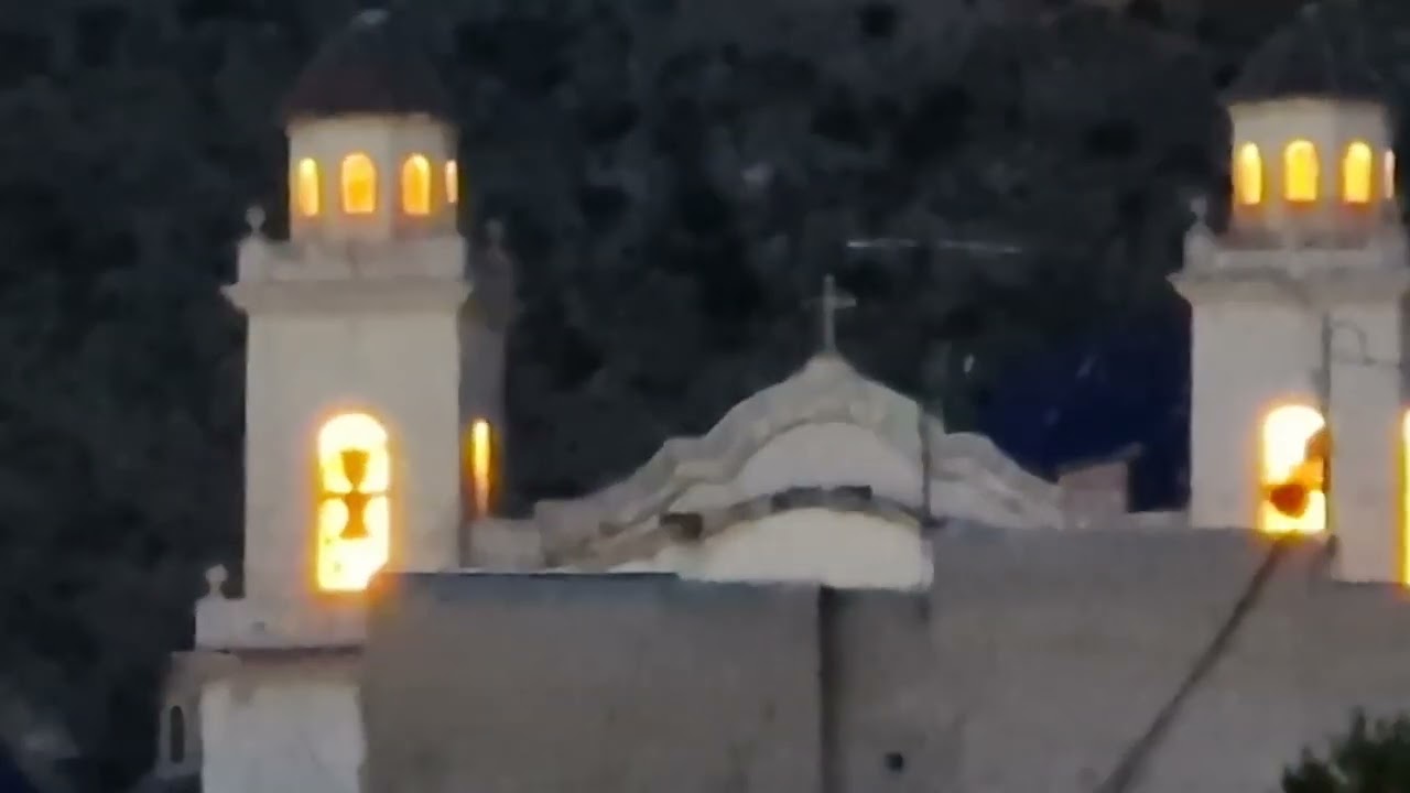 Campanas iglesia Virgen de Monserrate campanarios iluminados Orihuela