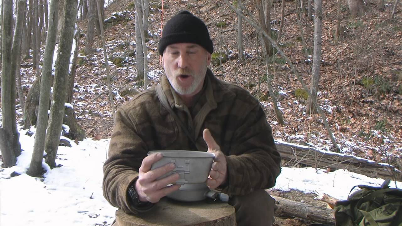 The US Military Arctic Canteen Cup and Cover.wmv