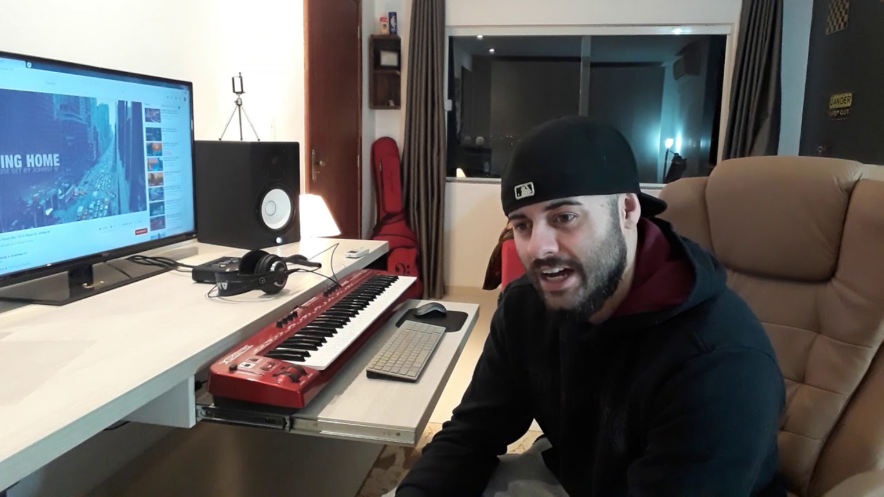 Monitores Yamaha HS  8 e áudio dos vídeos