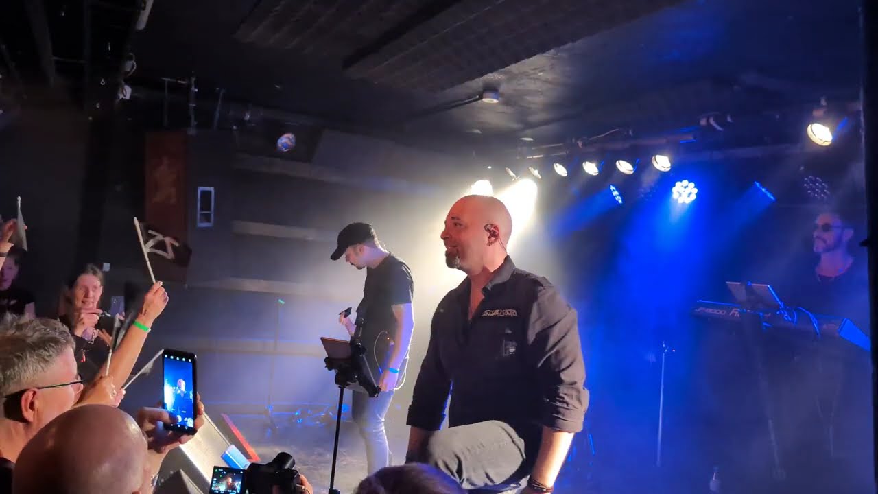 Schwarzschild - Es frisst (live im Parkhaus Meiderich/In Darkness Festival 2024)