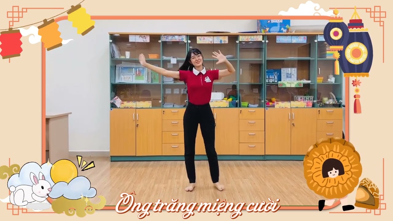 Ông trăng miệng cười - ms Trang Bông